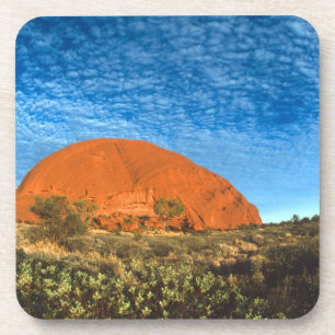 Rotes Leuchten des berühmten Ayers Rock im Outback Untersetzer