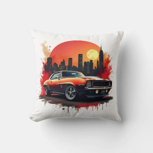 Rotes Muscle-Car mit städtischer Skyline Kissen