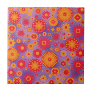 Rotes orange u. lila Hippy Blumen-Muster Fliese