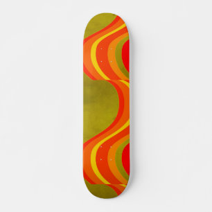 Rotes Orange und Gelbes Skateboard
