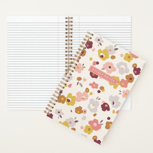 Rotes orangefarbenes, blumengeschweißtes Notebook Notizblock (Innen)