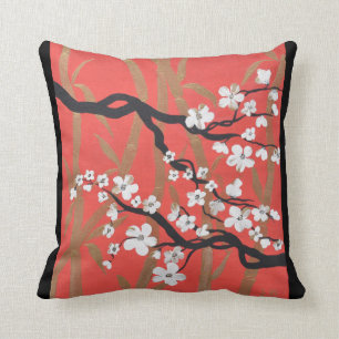 Rotes orientalische kissen