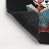 Rotes Pandas liest ein Buch lesendes Tier süß rot Mousepad (Ecke)