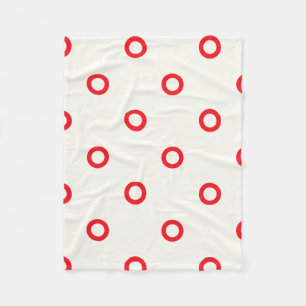 rotes Punktrodesign Fleecedecke