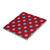 Rotes Rosa Blaues Tupfenmuster Fliese (Seite)