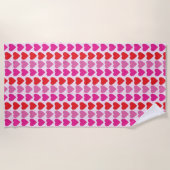 Rotes Rosa Fuchsia Herz Strandtuch (Vorderseite)