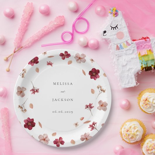 Rotes Rosa und Creme, blumengeschmücktes Hochzeits Pappteller (Party)