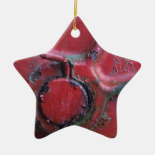 Rotes rostiges Lastwagen Nahaufnahme Keramik Ornament