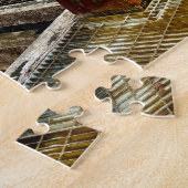 Rotes Ruderboot am ruhigen Glasgower Dock Puzzle (Seite)
