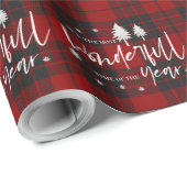 Rotes Schwarz Kariert wunderbarste Zeit des Jahres Geschenkpapier (Rolleneckpunkt)