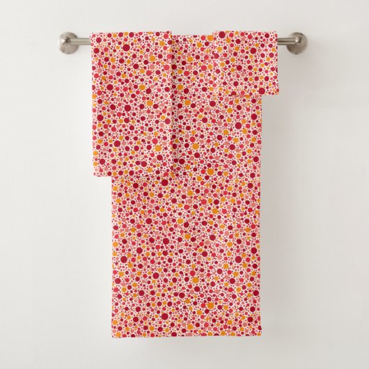 Rotes Set mit Punkten und Spots (Insitu)