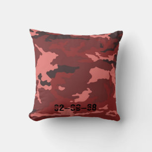 Rotes Tarnmuster Kissen