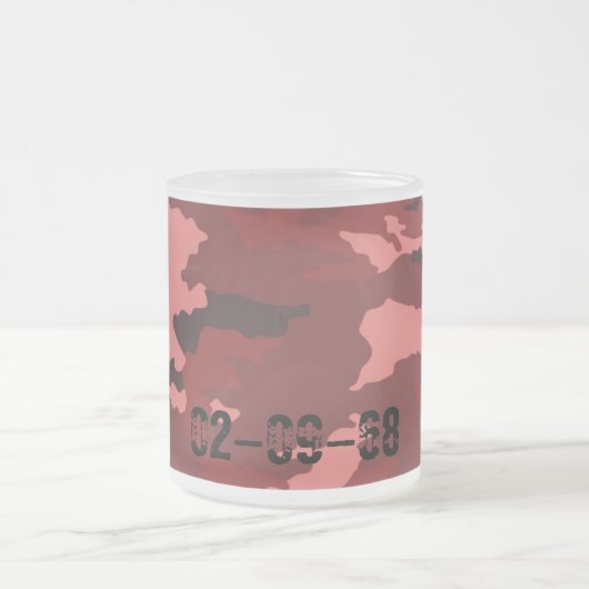 Rotes Tarnmuster Mattglastasse (Mittel)