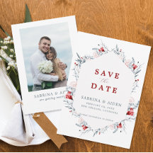 Rotes und blaues blumengeschmücktes Hochzeitsfest-