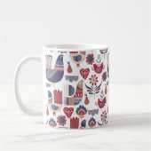 Rotes und blaues Muster der skandinavischen Kaffeetasse (Links)
