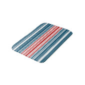 Rotes und blaues Streifenmuster Badematte (Schrägansicht)