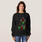 Rotes und grünes sweatshirt (Vorne ganz)