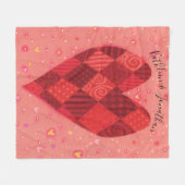 Rotes und rosa Patchwork Herzstück Personalisiert Fleecedecke (Vorderseite (Horizontal))