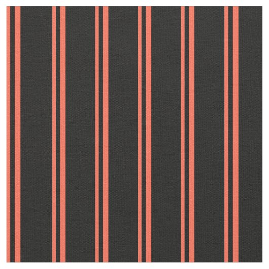 rotes und schwarz gefärbtes Muster Stoff (Nahaufnahme)