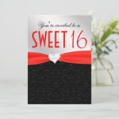 Rotes und schwarzes Blumendamast-Diamant-Herz Einladung (Stehend Vorderseite)