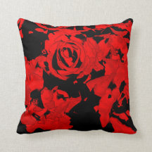 Rotes und schwarzes Rosethrow-Kissen