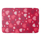 Rotes Valentinherzen-Muster Badematte (Vorderseite)