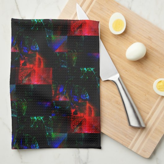 Rotes viereckiges Mosaiküberlagern über dunkelgrün Geschirrtuch (Viertel Falte)