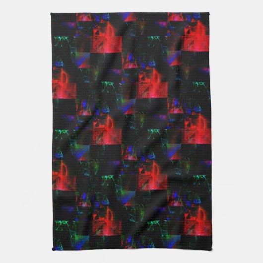 Rotes viereckiges Mosaiküberlagern über dunkelgrün Geschirrtuch (Vertikal)