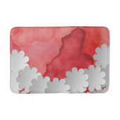 Rotes Wasser und weiße Blume Badematte (Vorderseite)