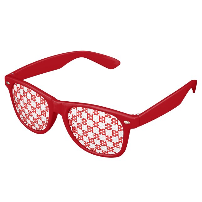 Rotes weißes Schachbrettmuster Sonnenbrille (Schrägansicht)