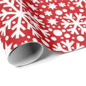 Rotes weißes Schneeflockenmuster Geschenkpapier (Rolleneckpunkt)