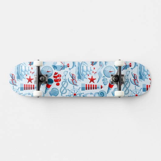 Rotes weißes und blaues nautischmuster skateboard (Horizontal)
