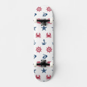 Rotes weißes und blaues Seesymbol-Muster Skateboard (Vorderseite)