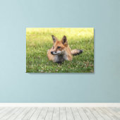 Rotfuchs auf einem Bettsockel aus Klee (horizontal Leinwanddruck (Insitu (Holzboden))