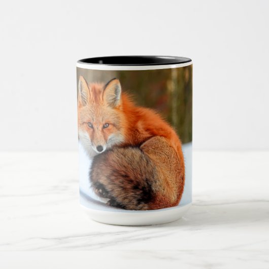 Rotfuchs im Schnee | Yukon Tasse (Zentrum)