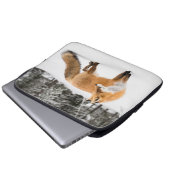 Rotfuchs in weißem Schnee Laptopschutzhülle (Vorne Knopf)