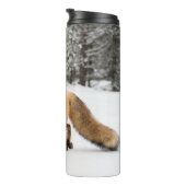 Rotfuchs in weißem Schnee Thermosbecher (Nach rechts gedreht)