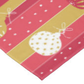 Rotgelbe Weihnachtsbaumschmuck Tischdecke (Schrägansicht)