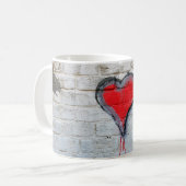 Rotgraffiti-Herz Kaffeetasse (Vorderseite Links)