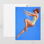 Rothaarige auf Schaukel Pin Up Postkarte (Vorne/Hinten)