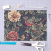 Rotkehlchen auf einem Stechpalmenzweig mit Blumen Seidenpapier (Handwerk)