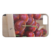 Rotkirsche in der Kiste Case-Mate iPhone Hülle (Rückseite (Horizontal))