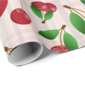 Rotkirschen auf pastellfarbenen kariert geschenkpapier (Rolleneckpunkt)