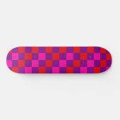 Rotlila Rosa Karomuster Design  Skateboard (Horizontal)