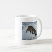 Rotluchs auf Schnee Kaffeetasse (VorderseiteRechts)