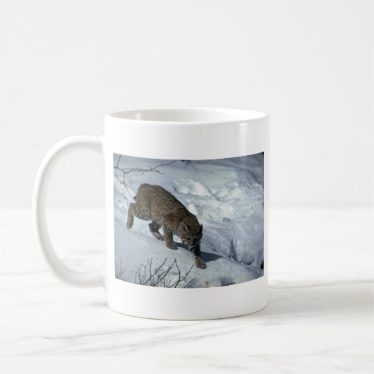 Rotluchs auf Schnee Kaffeetasse (Links)