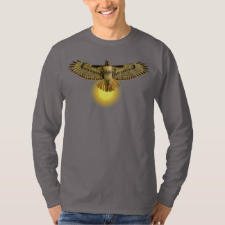 Rotschwanzbussard fliegt in die Sonne T-Shirt