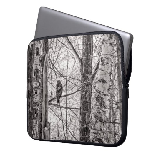 Rotschwanzhawk P8443 Laptopschutzhülle (Vorderseite Links)