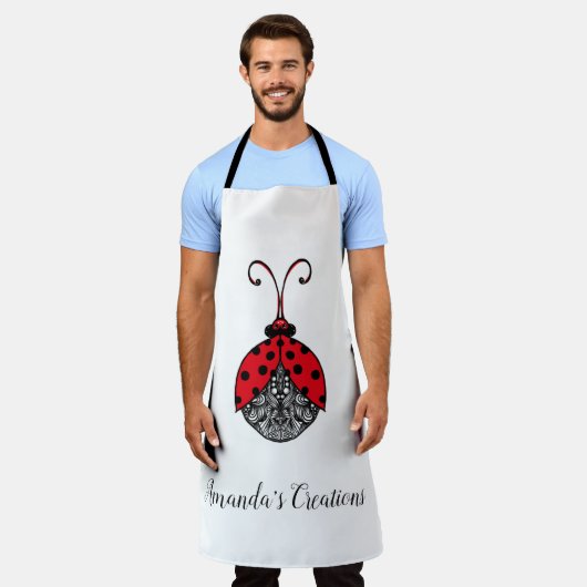 Rotschwarz-Weiß-Läppchen Schürze (Getragen)