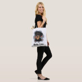 Rottie Love tote– Whimsical Rottweiler Art Tasche (Am Model)